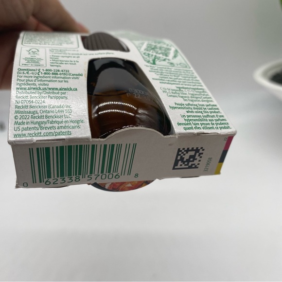 AIR WICK Essential Mist Refill Coconut & Pineapple, Air Freshener fragrance mist - Picture 4 of 4